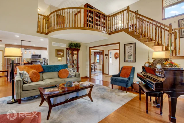 📣 Have you been waiting for that Special Property to finally come on the market?  Well this is it, as this Stunning Beauty has it all!  0ver 4500 Sq Feet of Finished Living Space!  As you tour this expansive eloquent masterpiece where every detail has been thought of, you will see a unique opportunity has finally come on the market for you. 

📍  1844 Liberty Rd
🔑  Nicole Hawk
📸  Jerry with REX Squad
🖥  realestateexposures.com

#realestateforsale #homeforsale #springgrovepa #realestateexposures📷