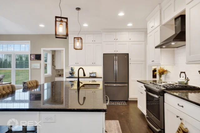 ✨ On the market in York, PA ✨
Finished basement, custom-built kitchen, and a bright, open atmosphere throughout. Enjoy an incredible dressing room, relax on the covered deck, and let the fun continue outdoors with a playset built for endless enjoyment. 🏡

📍 2584 Hepplewhite Dr
🔑 Tamra Peroni with Berkshire Hathaway
📷 Eric with REX Squad

#YorkPA #RealEstatePhotography #HomeHighlights #DreamHome #FinishedBasement #CustomKitchen #OpenConceptLiving #OutdoorLiving #FamilyFriendlyHome #HomeForSale