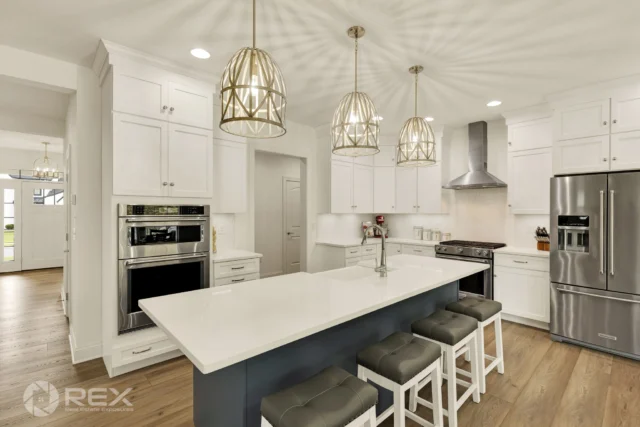 Get ready to fall in love with the curb appeal! ✨ Step into a bright, open foyer in this stunning 3,142 sq ft home with soaring 9’ ceilings throughout. A show-stopping dining room with elegant columns, tray ceiling, and wainscoting pairs perfectly with a sun-filled private office featuring double doors. 🏡

📍 1033 Lititz Bend Dr
🔑 Loretta Leibert
📸 Kate with REX Squad
🖥 realestateexposures.com

#HomeHighlights #CurbAppeal #OpenFoyer #LuxuryLiving #HomeOffice #DreamHome #RealEstatePhotography #realestateexposures📷