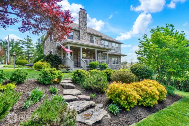 ✨ 🇺🇸 Where echoes of America's past meets modern living, 115 Hayward Heights is a stunning stone residence nestled on one of Glen Rock’s most picturesque streets. Offering the charm of a peaceful countryside retreat with the convenience of walkable town amenities just moments away, this home is truly the best of both worlds. 🏡

🔑  Jerry Riggleman
📸  Eric with REX Squad

#GlenRockPA #HistoricCharm #StoneHome #DreamHome #TimelessElegance #HomeHighlights #RealEstatePhotography #CountrysideLiving #PENDING