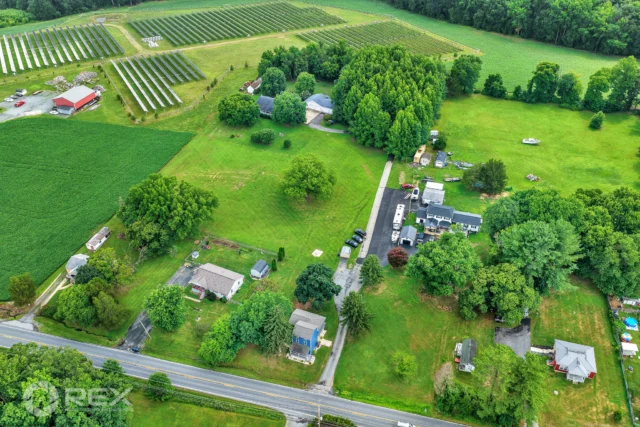🏡 Just Listed! Nestled on 3.06 scenic acres, this beautifully renovated 1900 farmhouse blends timeless charm with modern luxury. Featuring an open floor plan, luxury vinyl plank flooring, and a stunning gourmet kitchen with a spacious island, this one-of-a-kind home is the perfect mix of historic character and contemporary living.

📍 1847 Blue Ball Rd
🔑  Sangty & Lisa Mam
📸  Nick with REX Squad

#JustListed #Farmhouse #ModernFarmhouse #DreamHome #CountryLiving #Acreage #HomeForSale #RealEstate #HouseHunting #RealEstatePhotography #realestateexposures #aerialphotography