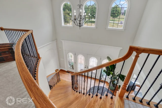 🏡 Just Listed | Elizabethtown, PA Discover this beautifully updated custom home set on 4.67 scenic acres, offering the perfect blend of open-concept living, modern updates, and peaceful country charm. With spacious gathering areas and a seamless flow designed for both everyday living and entertaining, this property is one you won't want to miss.

📍 104 Monument Dr
🔑  Greg Grogan
📸  Eric with REX Squad

#JustListed #ElizabethtownPA #DreamHome #Acreage #CountryLiving #CustomHome #HomeForSale #RealEstate #HouseHunting #RealEstatePhotography